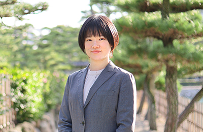 武市 理佐