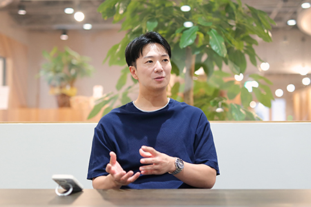 (株)電脳交通 代表取締役社長 CEO 近藤洋祐