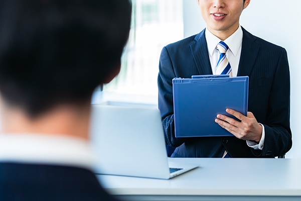 他業界へのキャリアチェンジは可能か？「年齢ごとの期待値」と「スキルの伝え方」
