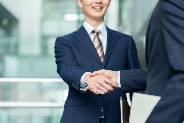 転職が決まった後も続く関係。決定者アンケートの「嬉しかった声」をご紹介します。